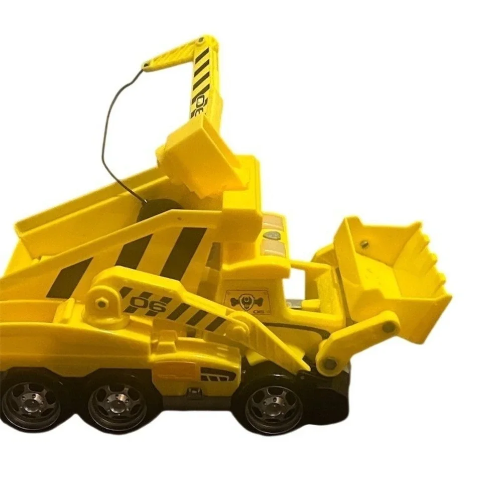 PAW Patrol Ultimate Rescue‎ Rubble Construction Truck Wrecking Ball & Scoop